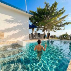 Una casita en el campo, hotel Cabrerában