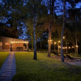 Przy Brzegu - domek w pierwszej lini brzegowej jeziora, hotel in Świętne