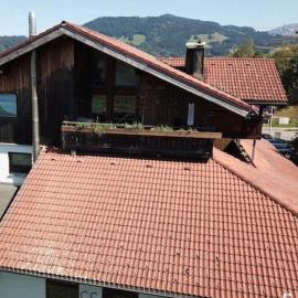 Sleep & Go - Doppelter Bergblickzimmer mit gemeinsamen Badezimmern