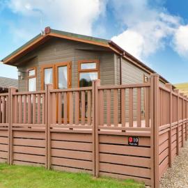 10 Poppy Lodge