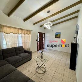 Exclusive Casa Oro 3VX, hotel in San Pedro Sula