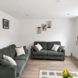 Cosy Bidston, Hotel in Hail Weston