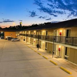 Economy Inn Sweetwater I-75