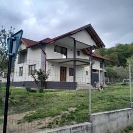 HomeAdeya, hotel i Curtea de Argeş