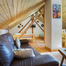 Lawki Booking-Na Strychu, hôtel à Ławki