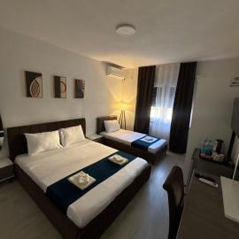Prizren में, होटल Hotel AKSA