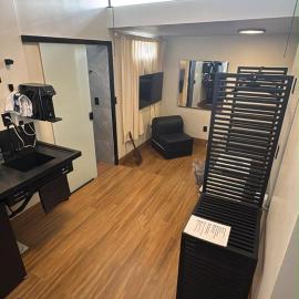 4 Studio novo no centro com ar condicionado e tv UFLA, UNILAVRAS restaurantes padaria