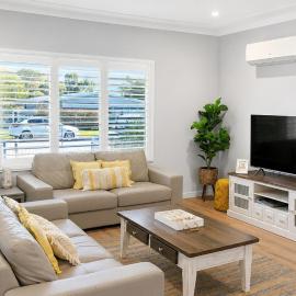 Castaway- dog friendly - near Blacksmiths Beach