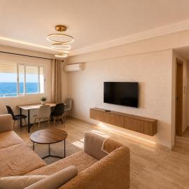 Luxury 3-bedroom apartment with sea view