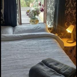 Cosy 3-Bedroom Townhouse with Garden