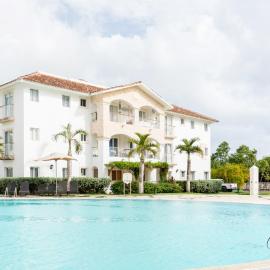 Cadaques Beach Retreat 2BR Resort Escape with a private beach, hotel a La Fragata