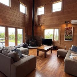 ヒノキログハウス海近オーシャンビュー高台広い庭, hotel in Onjuku