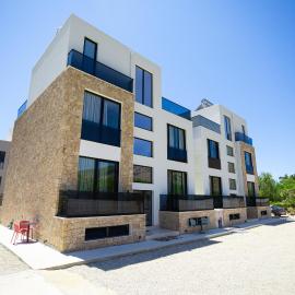 Emili Premium Residence