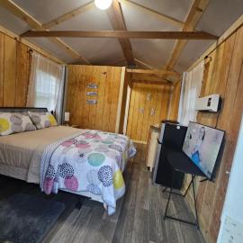 Tiny house