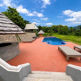 KuangSi Resort, hotell sihtkohas Louangphabang