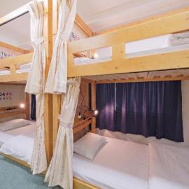 Circle Ten Dormitory-Men Only, Hotel in Tokio
