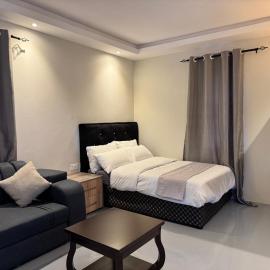 Menzi Apartments, hotel i Chanamo