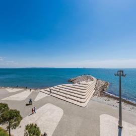 Seaview Apartments Durres、ドゥラスのホテル