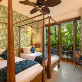 Z Hotel & Z2 Hotel، فندق في نونغوي