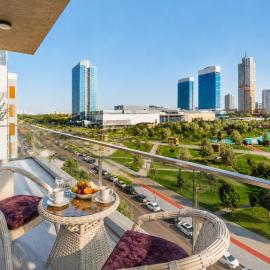 7 Star Apartments