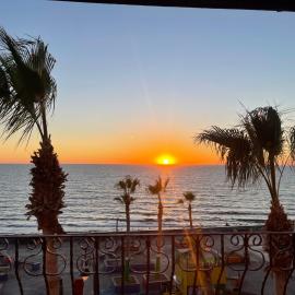 Huge Condo in Time Square, Oceanfront, Puerto Penasco, 3 Bedrooms, 4 Bathrooms