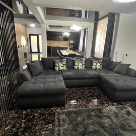 IUNIk, hotel a Azuga