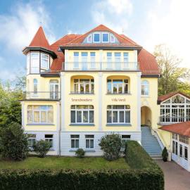 Strandresidenz Villa Verdi, hotell i Kühlungsborn
