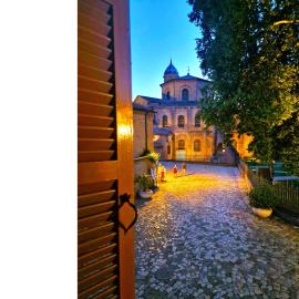 DOMUS GALLA PLACIDIA - superlative view - 50 meters from UNESCO heritage sites - San Vitale - Galla Placidia, hotel v Ravenně