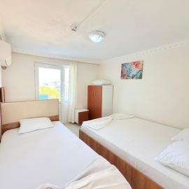 Çözüm Apart โรงแรมในดีดิม