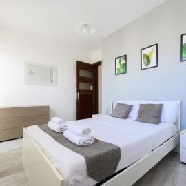 F6 Room 1, Private Room one small double bed shared bathroom in shared Flat