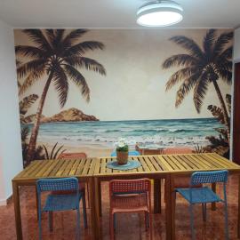 Hostel Banana Surf House, hotel in Los Cristianos