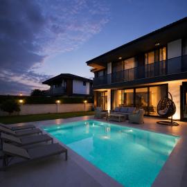 Newly Built Brand-New Design Villa with Private Pool, hotel em Ula