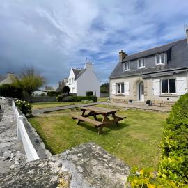 Maison proche du port plage et surf, hotel in Penmarch