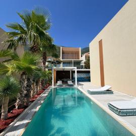 Villa Azul, hotel in Palasë