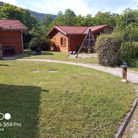 LE HAMEAU du COMTE de FOIX CHALET N6, hotel di Mercus-Garrabet