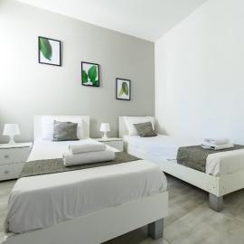 F5 Room 2, Private Room two single beds shared bathroom in shared Flat