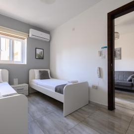 F3 Room 3, Private Room two single beds shared bathroom