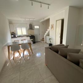 Duplex Boulevard, מלון בויידמה