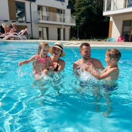 Apartament Wydmowa Przystań - Łebska Osada, basen, parking, hotel v destinaci Żarnowska