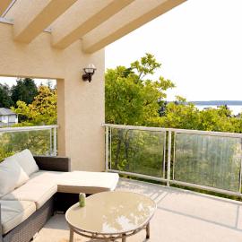 The Shearwater House - Panoramic Ocean View Suites, hotel Nanaimóban