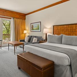1216 - Studio- Lodge At Spruce Peak Ski in Ski Out - Stowe Mt Resort - Ski in Ski out - Sleeps 4, hotel din Stowe