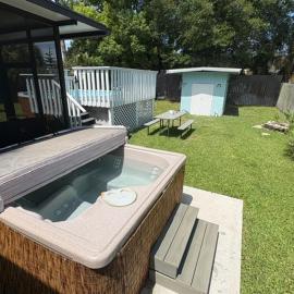 Serene retreat fully furnished 4 BR Pool Hot tub close to everything