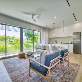 Lush Oasis in the heart of 7mile Beach Area