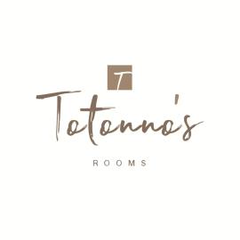Totonno's Rooms、トロペアのホテル