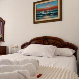 Cozy Apartment with Terrace - Casa Angela, хотел в Сенигалия