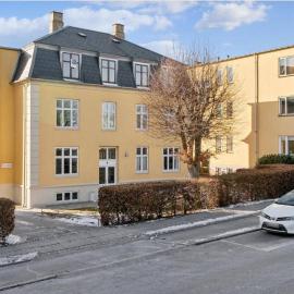 Beautiful and bright apartment in central location