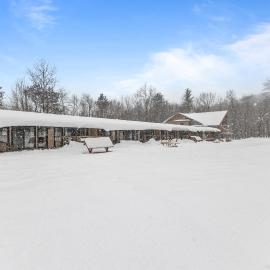 Griffin Chalet 4