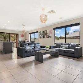 28 Skye Ave - Skye High on Style, hotel v destinácii Moama