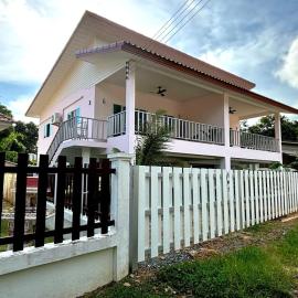 Duplex Villa 1, hotel v destinácii Trat