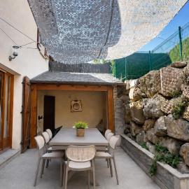 CAL QuEROL UR casa amb jardí i bbq i billar